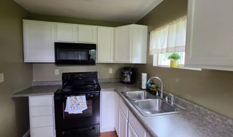 210 W Montford Ave, Ada, OH 45810