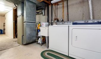 100 Scenery Ln, Johnston, RI 02919