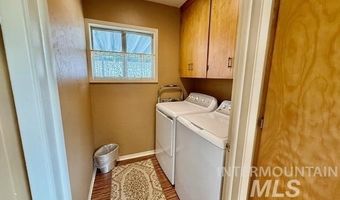 407 1st St, Asotin, WA 99402