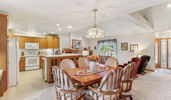 1106 Cassidy Curv, Adel, IA 50003