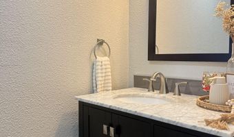 1116 W Merchant Ave, Artesia, NM 88210