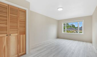 3543 HARRISON Dr, Astoria, OR 97103