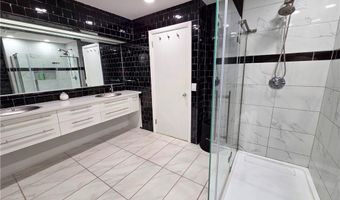 141 Glen Ridge Rd, Cranston, RI 02920