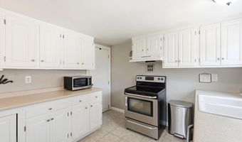 20 Webster St, Allenstown, NH 03275