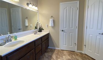 1250 Lawrence Trl, Alice, TX 78332