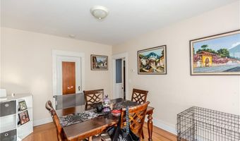 638 Pontiac Ave, Cranston, RI 02910