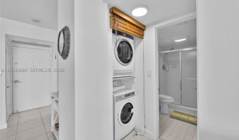 20515 E Country Club Dr 2146, Aventura, FL 33180