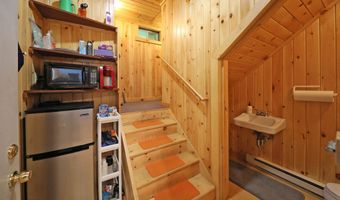 235 Algerie Rd, Becket, MA 01223