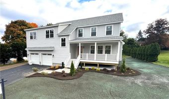 35 Whitewood Dr, Cranston, RI 02920