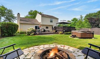 1000 Louis Ave, Algonquin, IL 60102