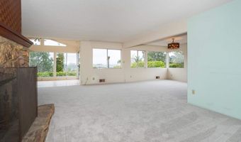 557 Canyon Dr, Solana Beach, CA 92075