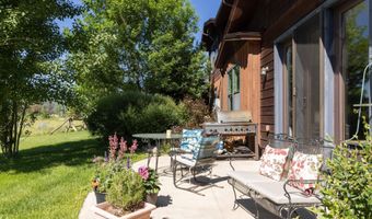 30 BLUE WING Ln A, Alpine, WY 83128