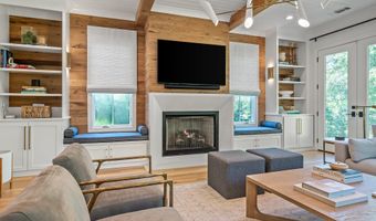 140 Meadowview Rd, Athens, GA 30606