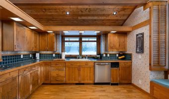 2122 Fairway Dr, Bozeman, MT 59715