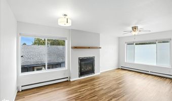 9112 Lakehurst Dr, Anchorage, AK 99502