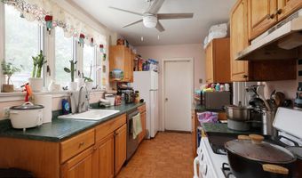 72 Terrace St, Bergenfield, NJ 07621