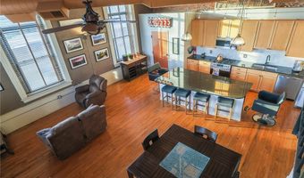 120 S 15th St 202, Airville, PA 15203