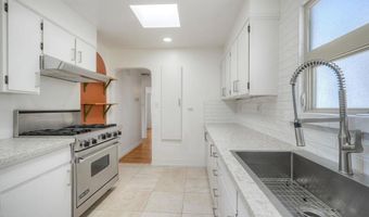 1622 S Tremont St, Oceanside, CA 92054