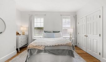 21 Hancock St 3, Boston, MA 02114