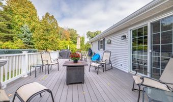 3 Travel Rd, Alloway, NJ 07461