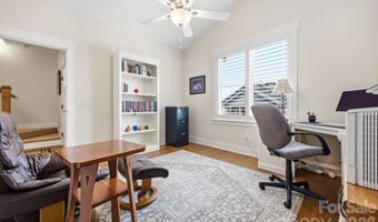 2 Lifestyle Ct, Arden, NC 28704