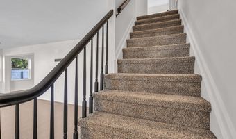 47 Deer Run Dr S, Barnegat, NJ 08005