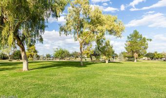 2104 N Pennington Dr, Chandler, AZ 85224