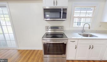 4025 CHELMONT Ln, Bowie, MD 20715