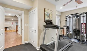 5114 WESSLING Ln, Bethesda, MD 20814