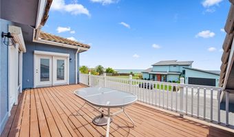 214 Bayview Dr, Aransas Pass, TX 78336