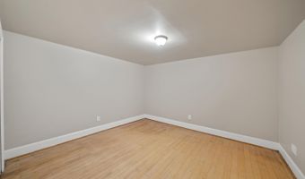 2086 Autumn Hill Dr, Ann Arbor, MI 48103