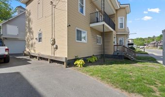 18 Maple Ave, Barre, VT 05641