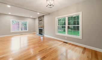 164 Fox Den Rd, Bristol, CT 06010