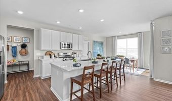 393 W Point Cir, Algonquin, IL 60102