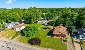 924 E Madison Ave, Athens, TN 37303