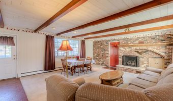 35 Maple Ave, Villas, NJ 08251