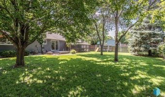 116 W Chicory Dr, Brandon, SD 57005
