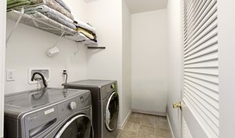 346 Hawthorne Ln, Barnegat, NJ 08005