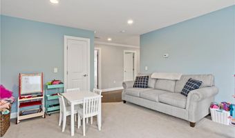 54 Michael Dr, Bristol, RI 02809