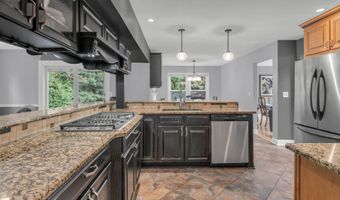 34 Serpentine Dr, Atlantic Highlands, NJ 07716