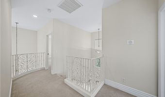 1107 Las Flores Dr, Carlsbad, CA 92008