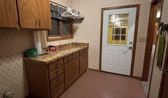 1042 AVENUE A, Bayard, NE 69334