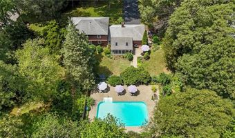 30 Stone Ridge Dr, East Greenwich, RI 02818