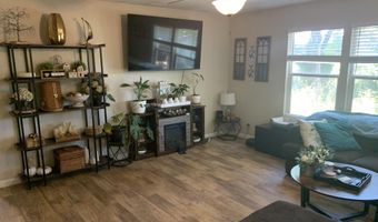 19325 Hill St, Anderson, CA 96007