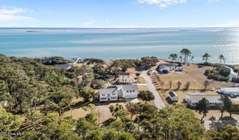 664 Seashore Dr, Atlantic, NC 28511
