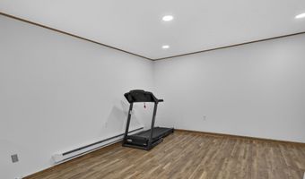 1140 Hillview Dr, Abingdon, VA 24210