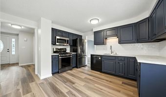 292 Oakbrook Dr, Amherst, NY 14221