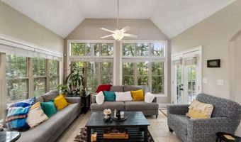 105 Telfair Ct, Athens, GA 30606