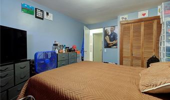 270 Woodward Ave, East Providence, RI 02914