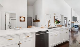 832 Kalpati Cir H, Carlsbad, CA 92008